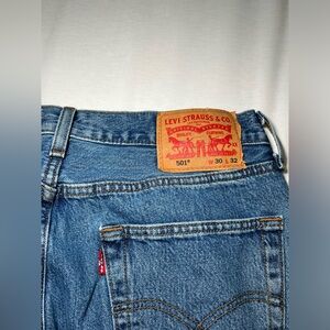 Levi’s size 30 (fits like women’s 6)